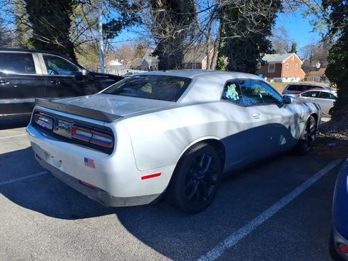 Used 2022 Dodge Challenger R/T w/ Blacktop Package image 4