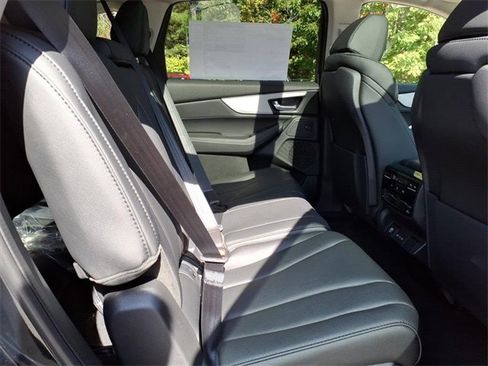 New 2026 Acura MDX SH-AWD image 9