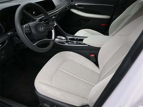 Used 2023 Hyundai Sonata SEL image 9