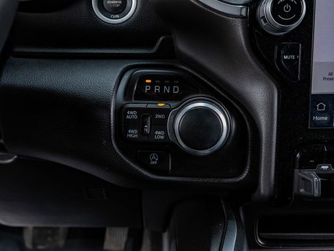 Used 2024 RAM 1500 Big Horn image 24