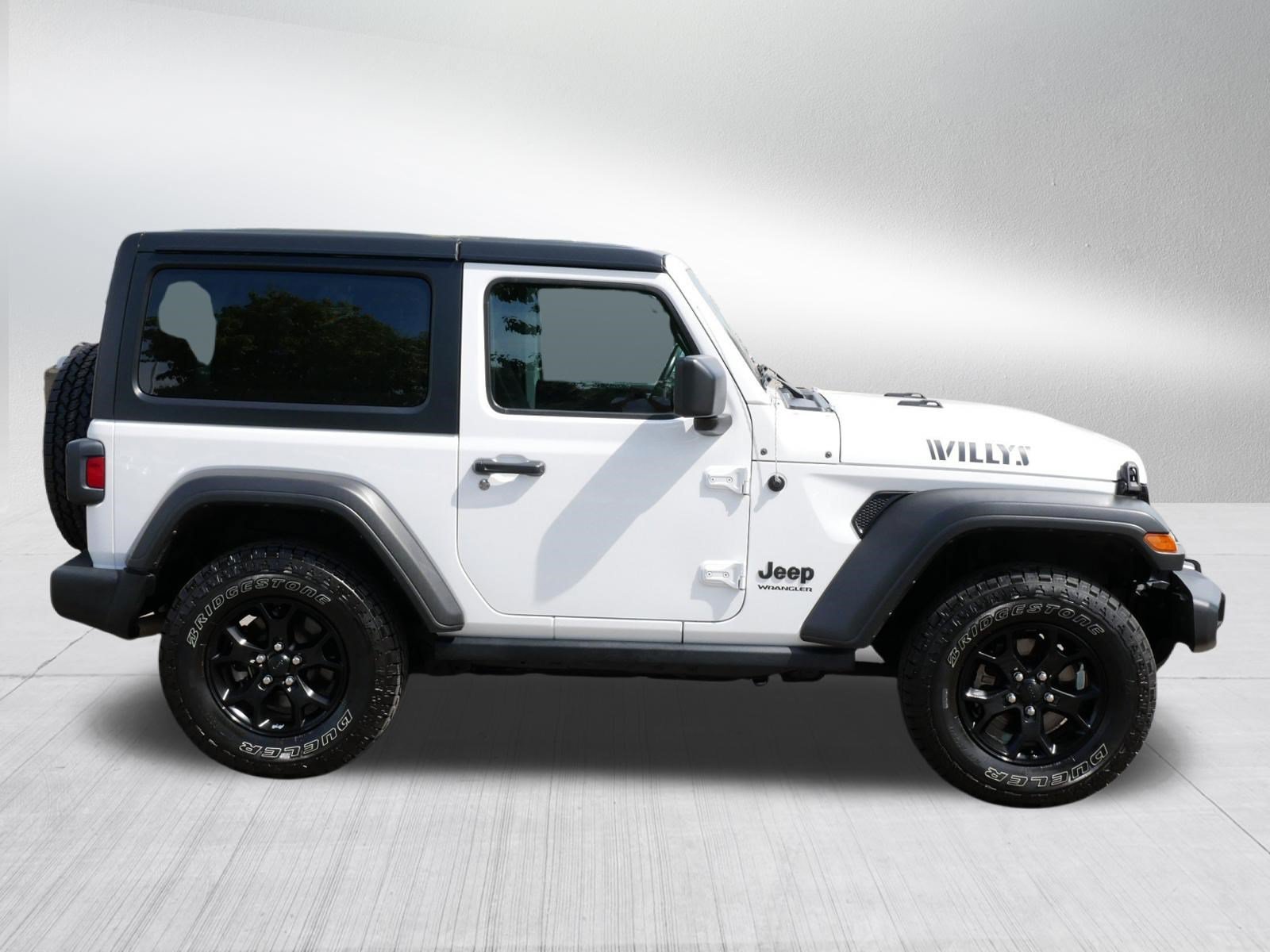 Used 2022 Jeep Wrangler Sport AWD/4WD image 8