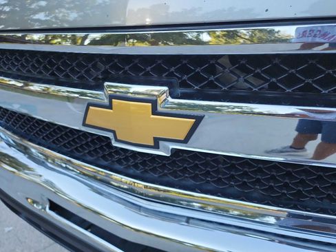 Used 2009 Chevrolet Silverado 1500 LT w/ Texas Edition image 3