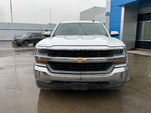 Used 2017 Chevrolet Silverado 1500 LT w/ All Star Edition image 2