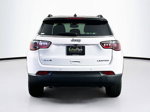 Used 2025 Jeep Compass Limited image 7