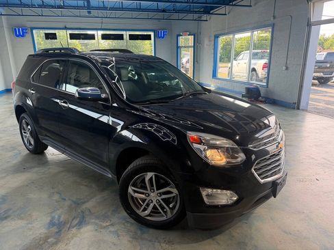 Used 2016 Chevrolet Equinox LTZ w/ Enhanced Convenience Package FWD image 9