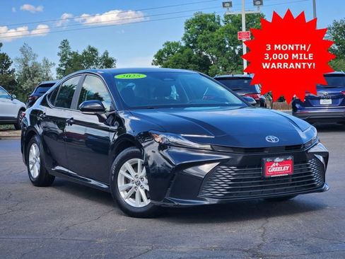 Used 2025 Toyota Camry LE FWD image 1