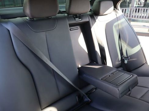 Used 2018 BMW 330i Sedan RWD image 14