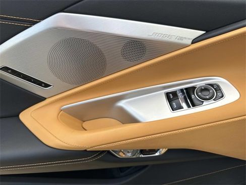 Used 2022 Chevrolet Corvette Stingray 2D Coupe w/ Z51 Performance Package image 18