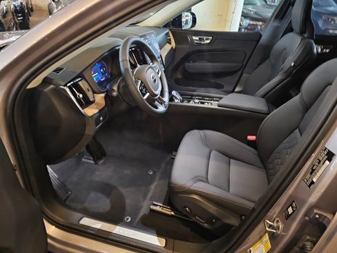 Used 2026 Volvo XC60 B5 Plus w/ Protection Package Premier AWD/4WD image 17