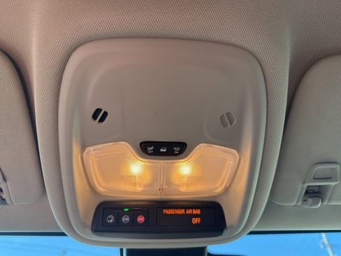 Used 2024 Buick Encore GX Sport Touring image 28