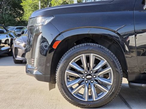 Used 2023 Cadillac Escalade Sport AWD/4WD image 7