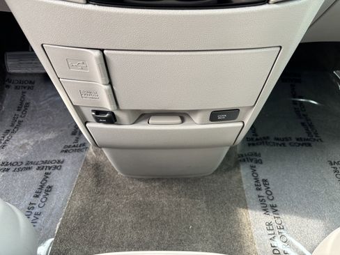 Used 2016 Honda Odyssey EX-L image 31