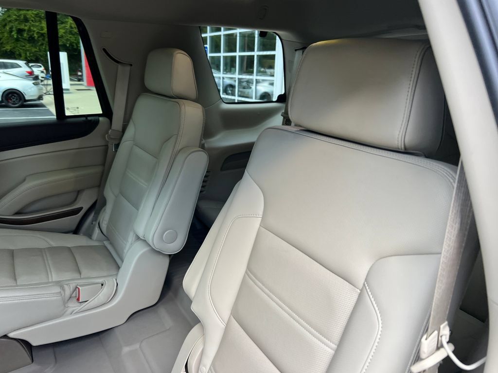 Used 2020 GMC Yukon Denali w/ Denali Ultimate Package RWD image 17