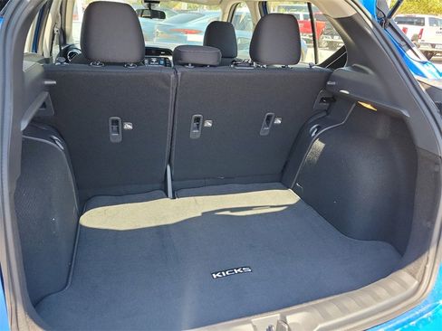 New 2024 Nissan Kicks SV image 15