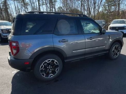Used 2025 Ford Bronco Sport Outer Banks w/ Outer Banks Tech Package+ AWD/4WD image 3