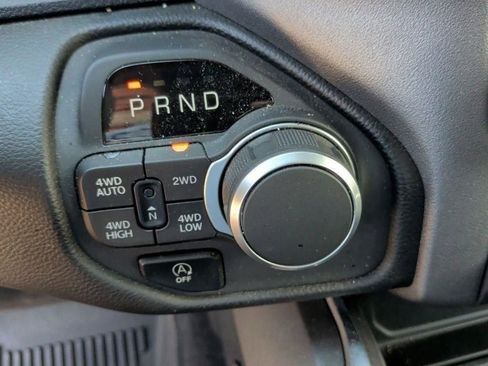 Used 2025 RAM 1500 Lone Star image 27