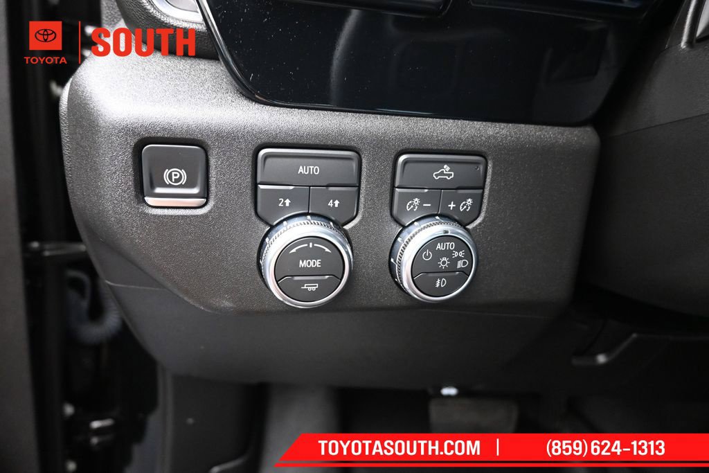Used 2026 GMC Sierra 1500 Elevation AWD/4WD image 25