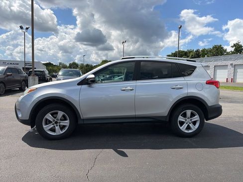 Used 2013 Toyota RAV4 XLE FWD image 9