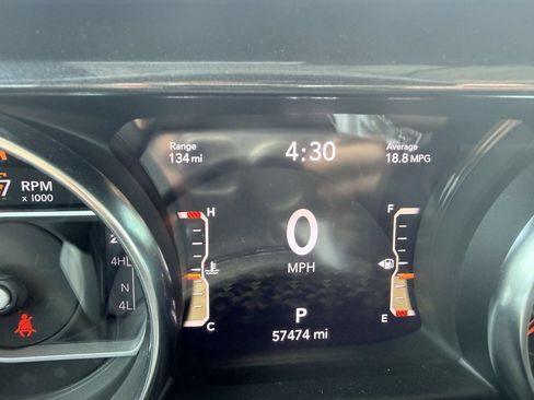 Used 2022 Jeep Gladiator Sport AWD/4WD image 9