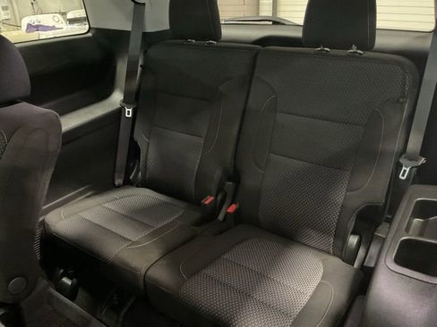 Used 2023 GMC Acadia SLE w/ LPO, Floor Liner Package image 19