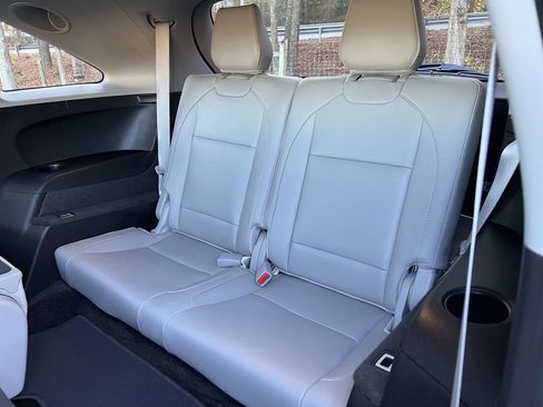 Used 2018 Acura MDX SH-AWD w/ Technology Package image 16