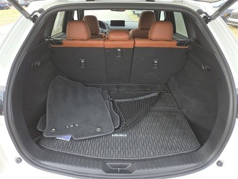 Certified 2025 MAZDA CX-5 Carbon Edition image 17
