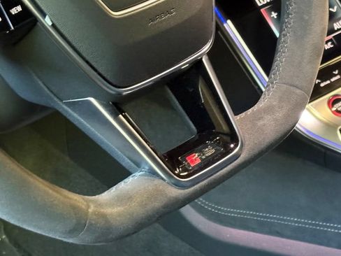 Used 2022 Audi RS 7 Sportback AWD/4WD image 26