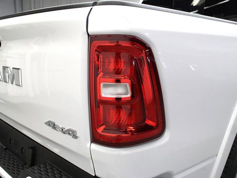 New 2026 RAM 1500 4x4 Crew Cab image 44
