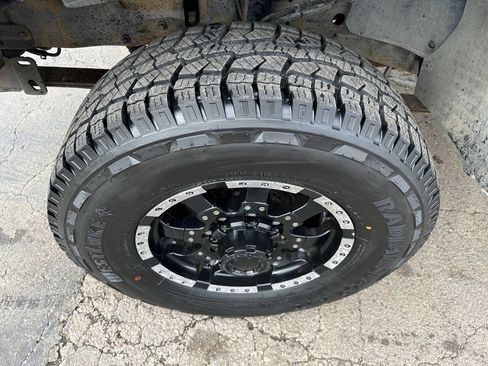 Used 2004 Ford F250 Lariat image 3