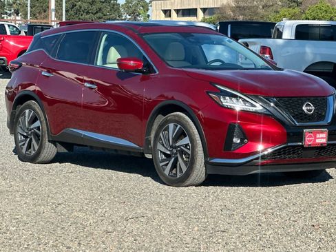 Used 2024 Nissan Murano SL image 9