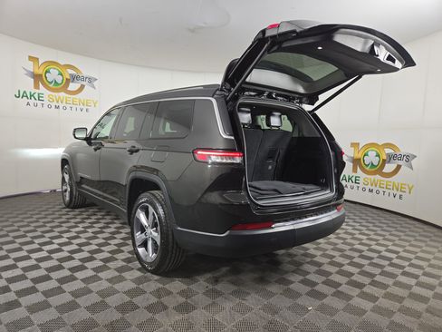 Certified 2021 Jeep Grand Cherokee L Limited AWD/4WD image 34
