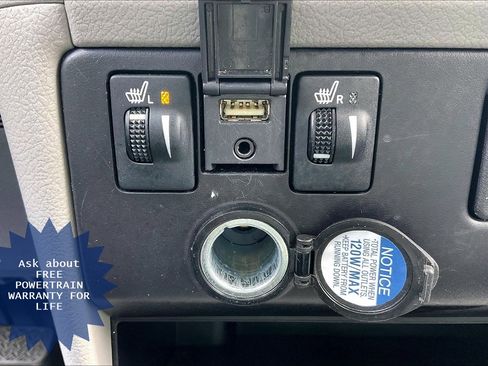 Used 2019 Toyota Sienna XLE FWD image 40