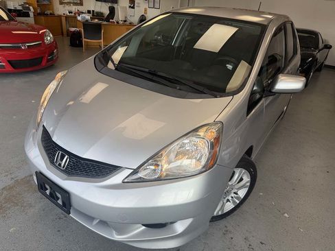 Used 2011 Honda Fit Sport image 10