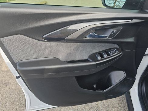 Used 2022 Chevrolet TrailBlazer LT w/ Confidence II Package image 24