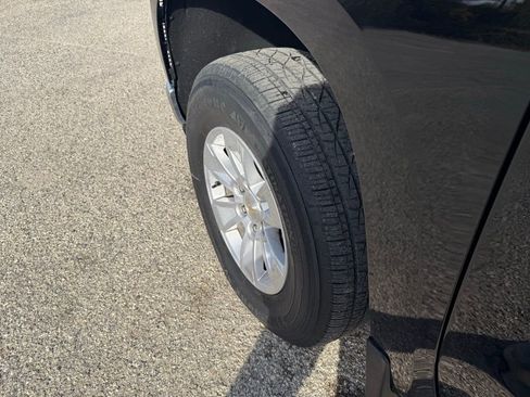 Used 2020 Chevrolet Silverado 1500 LT image 11