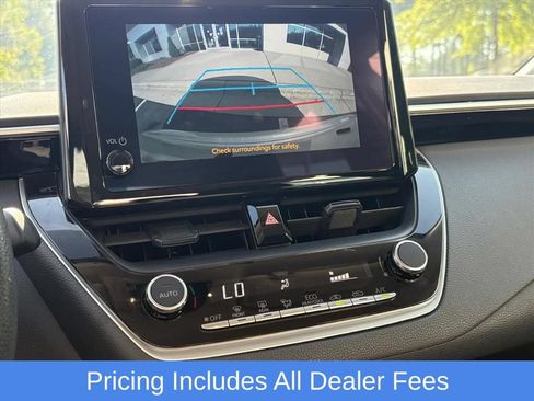 Used 2024 Toyota Corolla LE FWD image 11