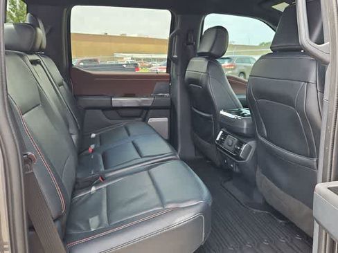 Used 2022 Ford F150 Lariat AWD/4WD image 17