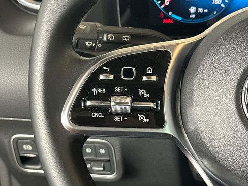 Certified 2022 Mercedes-Benz GLA 250 image 27