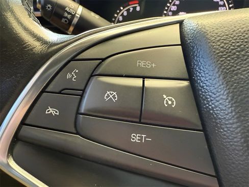 Used 2019 Cadillac XT5 image 15