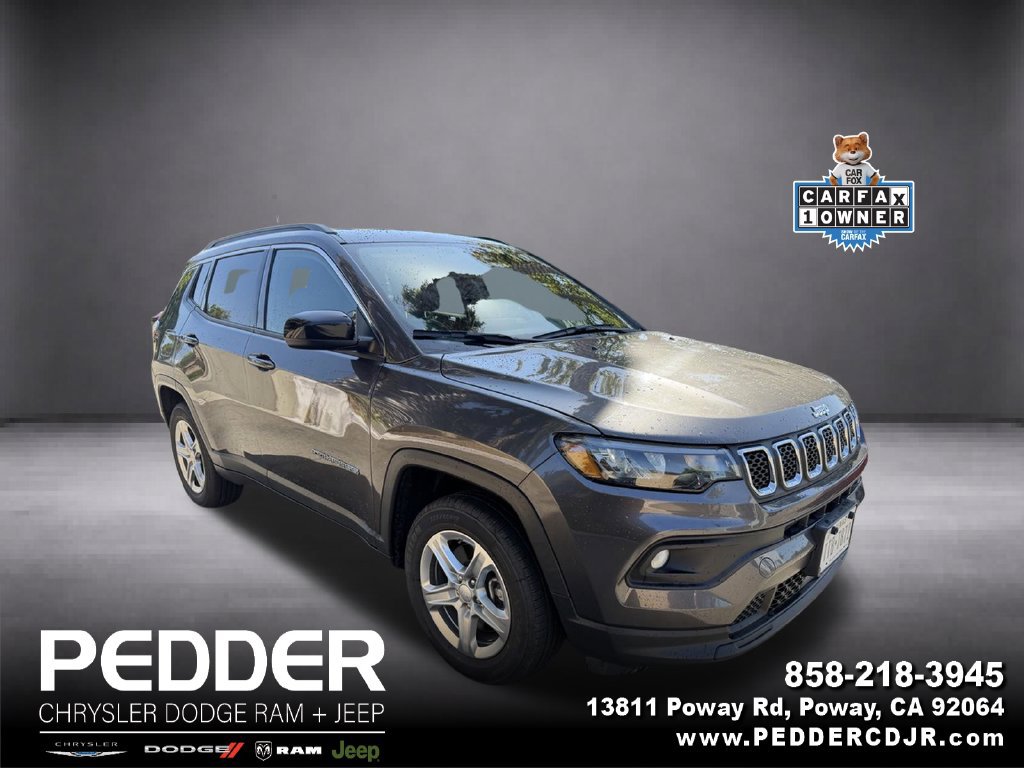 Used 2024 Jeep Compass Latitude AWD/4WD image 1