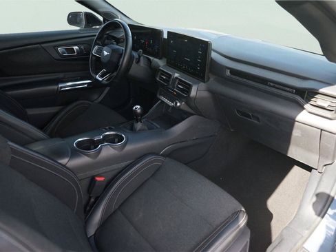 Used 2024 Ford Mustang GT RWD image 13