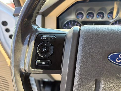 Used 2016 Ford F350 Lariat w/ Lariat Interior Package AWD/4WD image 12