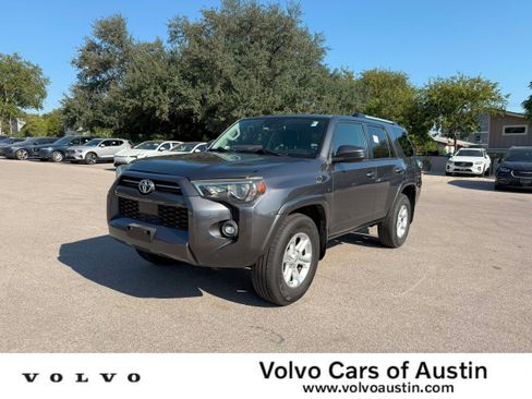 Used 2021 Toyota 4Runner SR5 image 1