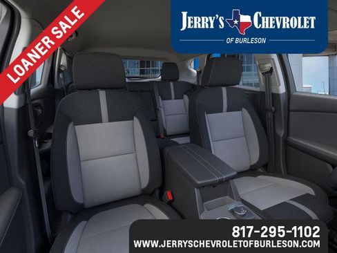 New 2025 Chevrolet Blazer LT w/ LPO, Black Grille Bar Package image 16