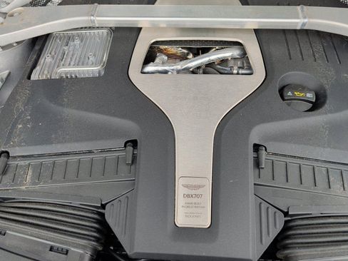Used 2025 Aston Martin DBX 707 AWD/4WD image 9