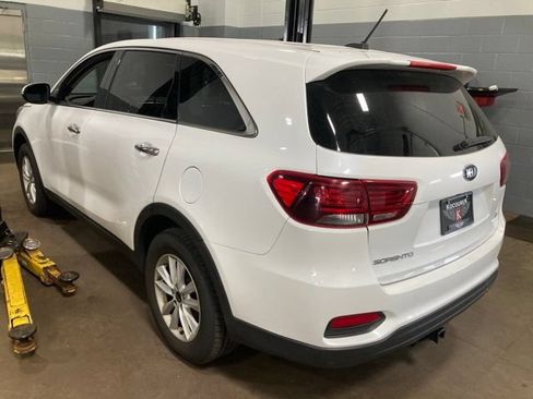 Used 2019 Kia Sorento L FWD image 4