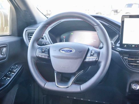 Used 2025 Ford Escape ST-Line w/ Equipment Group 301A FWD image 15