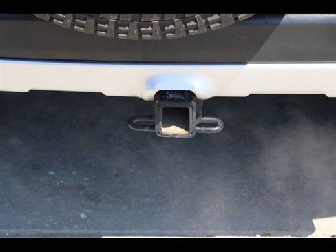 Used 2014 Toyota FJ Cruiser 4WD w/ Convenience Package image 9