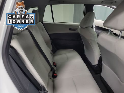 Used 2023 Toyota Corolla Cross LE w/ Moonroof Package image 23