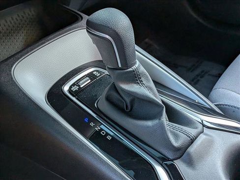 Used 2024 Toyota Corolla SE FWD image 12